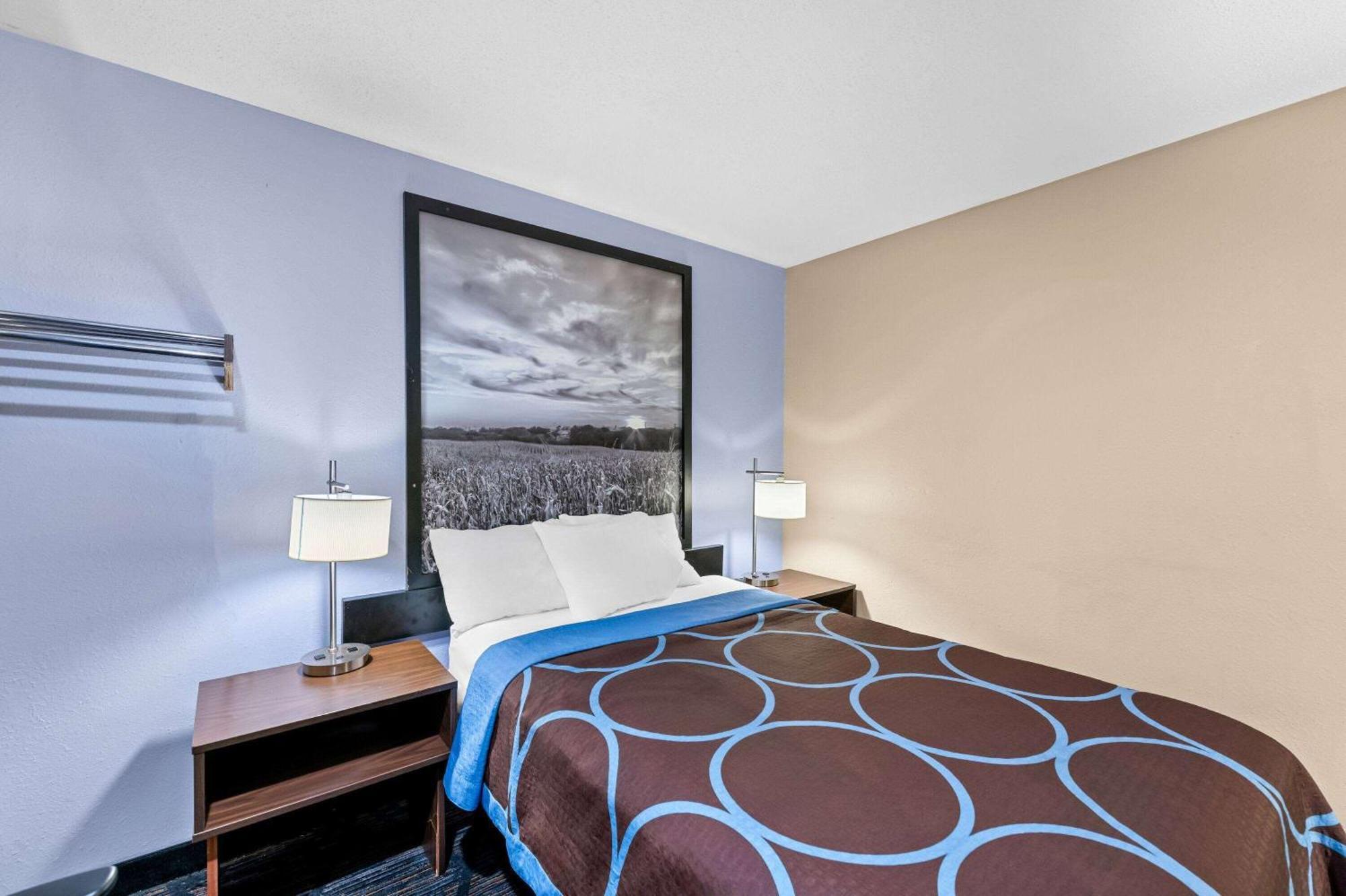 Super 8 By Wyndham Council Bluffs Ia Omaha Ne Area Μοτέλ Εξωτερικό φωτογραφία