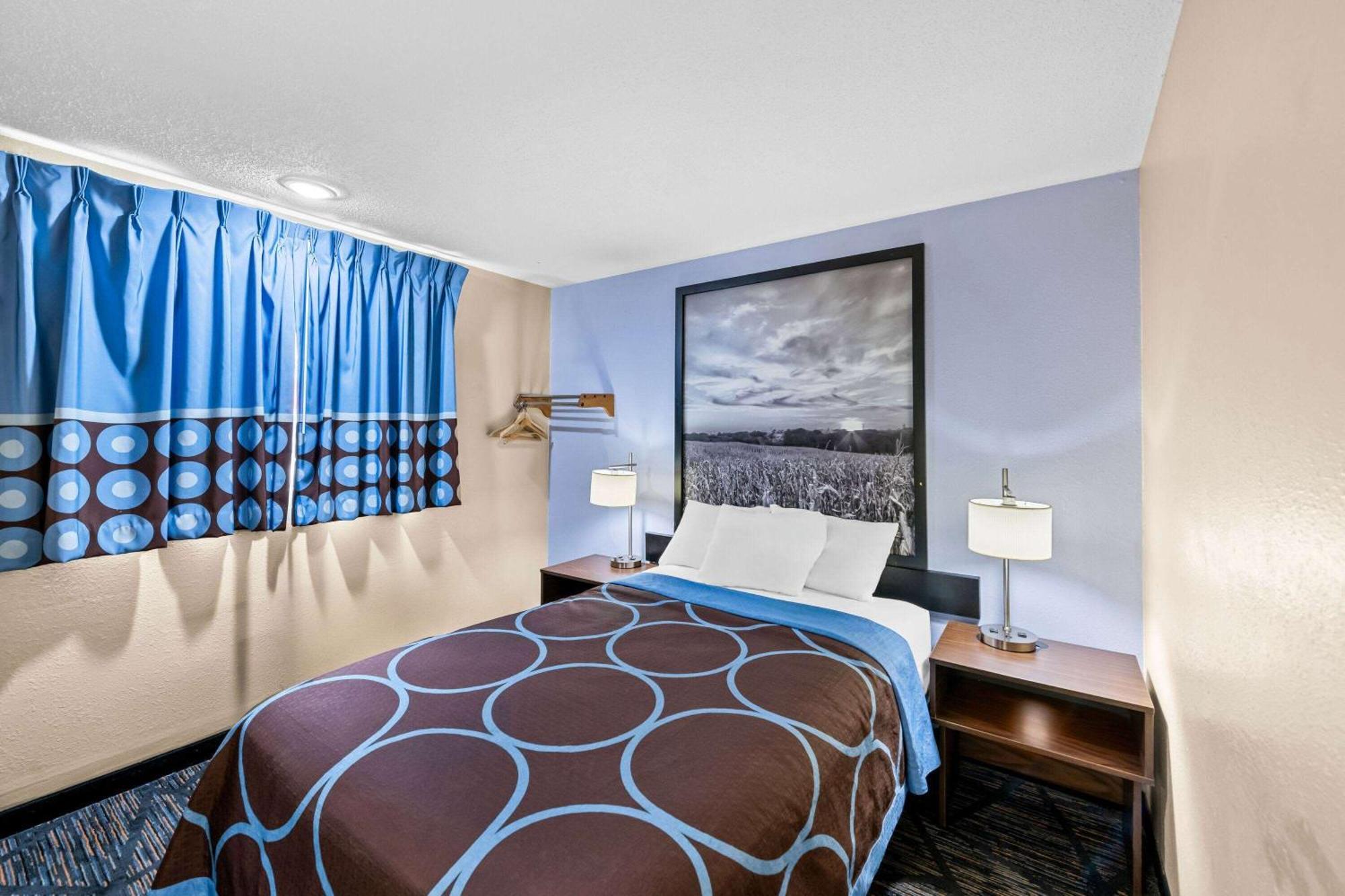 Super 8 By Wyndham Council Bluffs Ia Omaha Ne Area Μοτέλ Εξωτερικό φωτογραφία